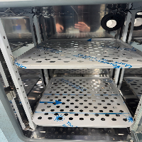 Thermo Scientific Heratherm Incubator image 2